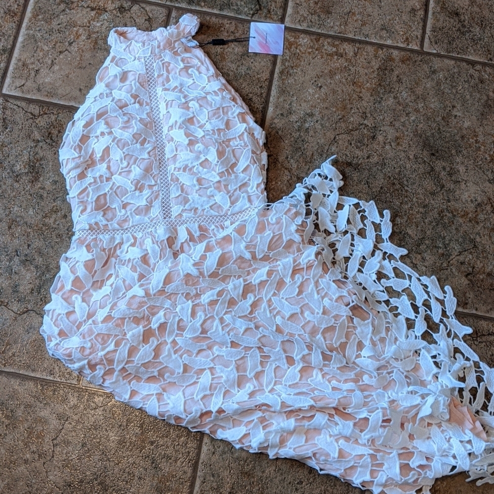 Lace detail maxi dress